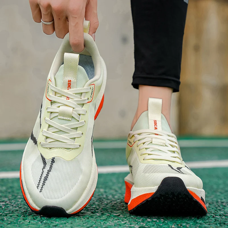 Running Shoes Carbon Board Spe - Running Gear Shoes ulasan dan harga